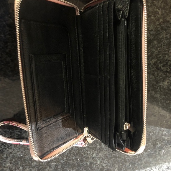 SOLD - Picture 3 of 5